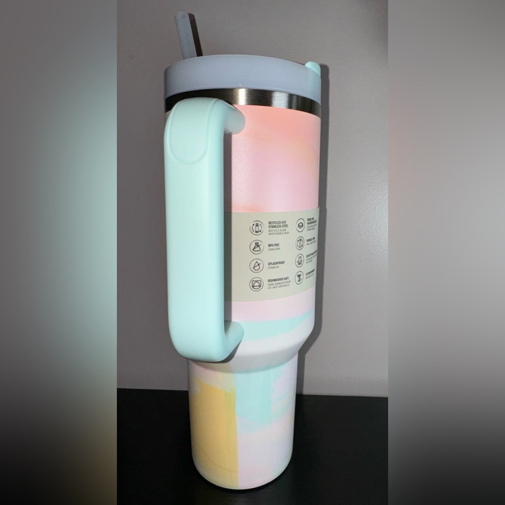 *SOLD* Stanley The Clean Slate Warm Serene Brushstrokes 40 oz Quencher Tumbler - Picture 5 of 12